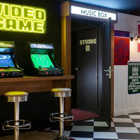 Rockypop Hotel